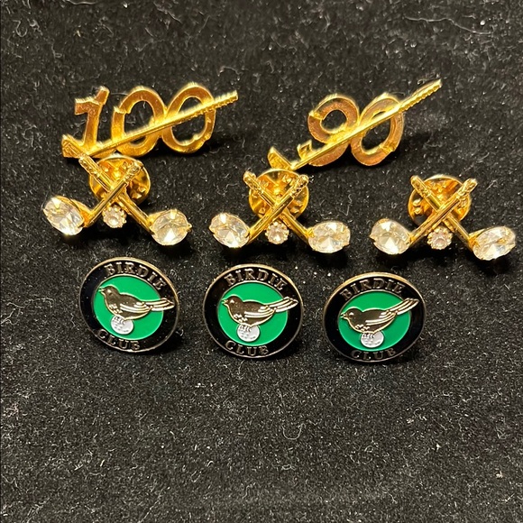 Golf Pin Lot: Diamond Rhinestone Golden Clubs, Birdie Put and 100 and 90 pins - Picture 1 of 1